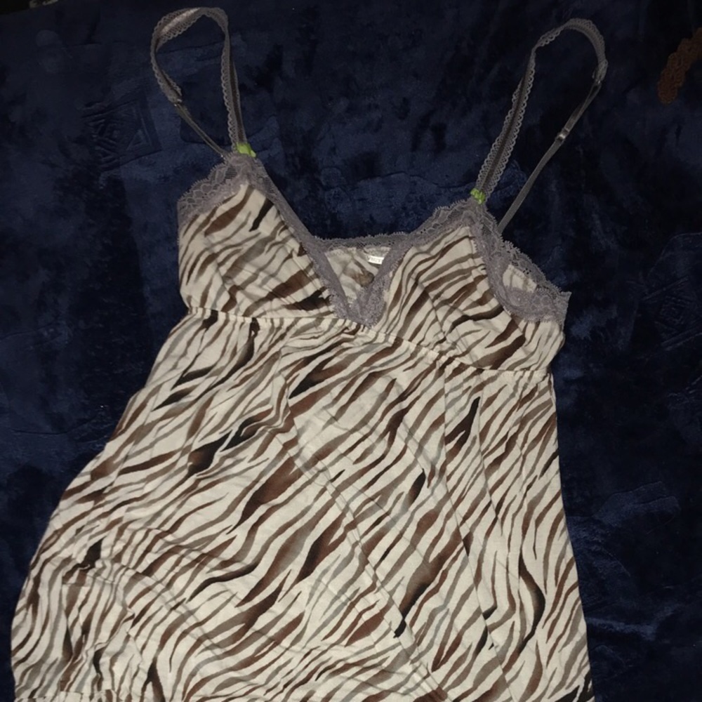 Victoria’s secret night gown